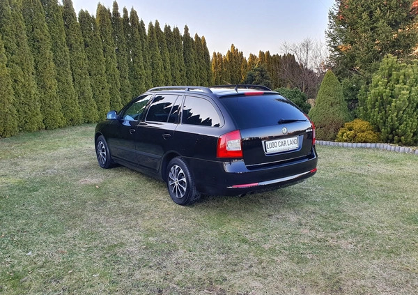 Skoda Octavia cena 25900 przebieg: 233000, rok produkcji 2011 z Ostrzeszów małe 254